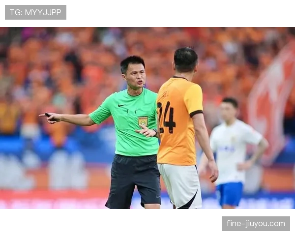 任意球规则详解：裁判判罚与执行条件的关键标准