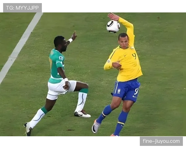 手球判罚的关键：是否故意触球及手臂位置如何界定