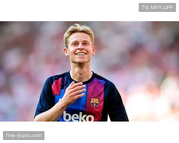 德容与楚阿梅尼的防守能力对比：谁更能胜任中场屏障角色？